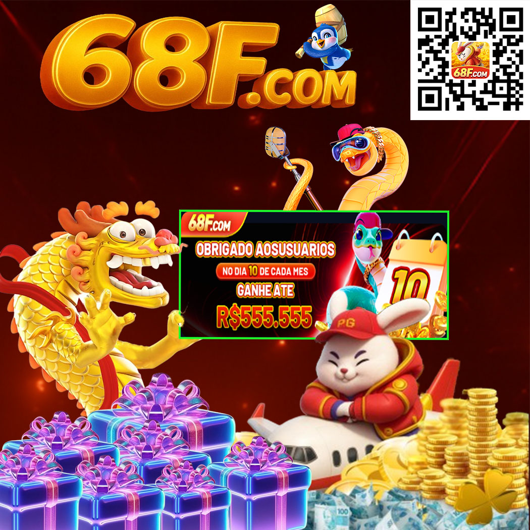 Homem comemorando em frente a um computador